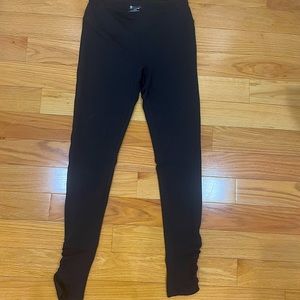 GAIAM leggings size small